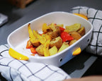PURROOM Cute Duck Baking Dish, Ceramic Casserole Dish, White Porcelain Pie Pan, 10x7 in Medium Baking Pan with Handles, Oven Safe & Durable Bakeware for Lasagna.