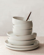 Famiware Milkyway Plates and Bowls Sets, 18 Pieces Dinnerware Sets, Reactive Glaze Dish Set, Stoneware Dishes Set for 6, Matte Beige White