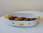 PURROOM Cute Duck Baking Dish, Ceramic Casserole Dish, White Porcelain Pie Pan, 10x7 in Medium Baking Pan with Handles, Oven Safe & Durable Bakeware for Lasagna.